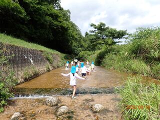 川遊び１