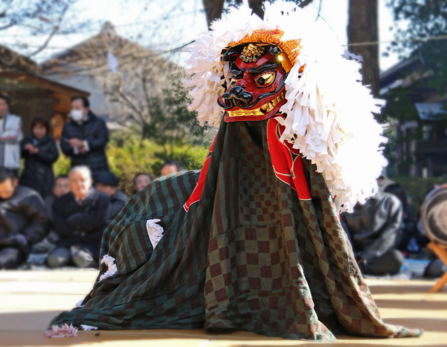 布気神社の獅子舞